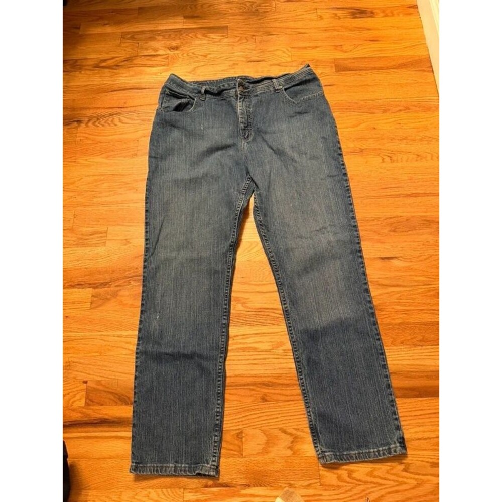 lee’s straight leg denim stretch jeans
